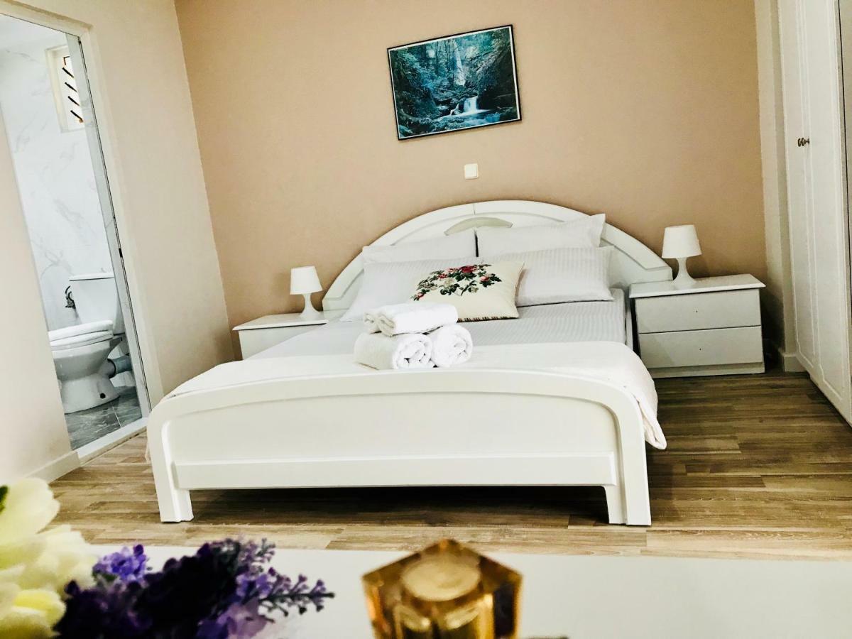 Joy Hotel Saranda Dış mekan fotoğraf
