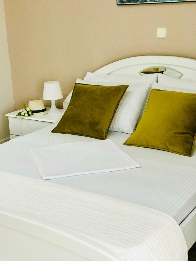 Joy Hotel Saranda Dış mekan fotoğraf