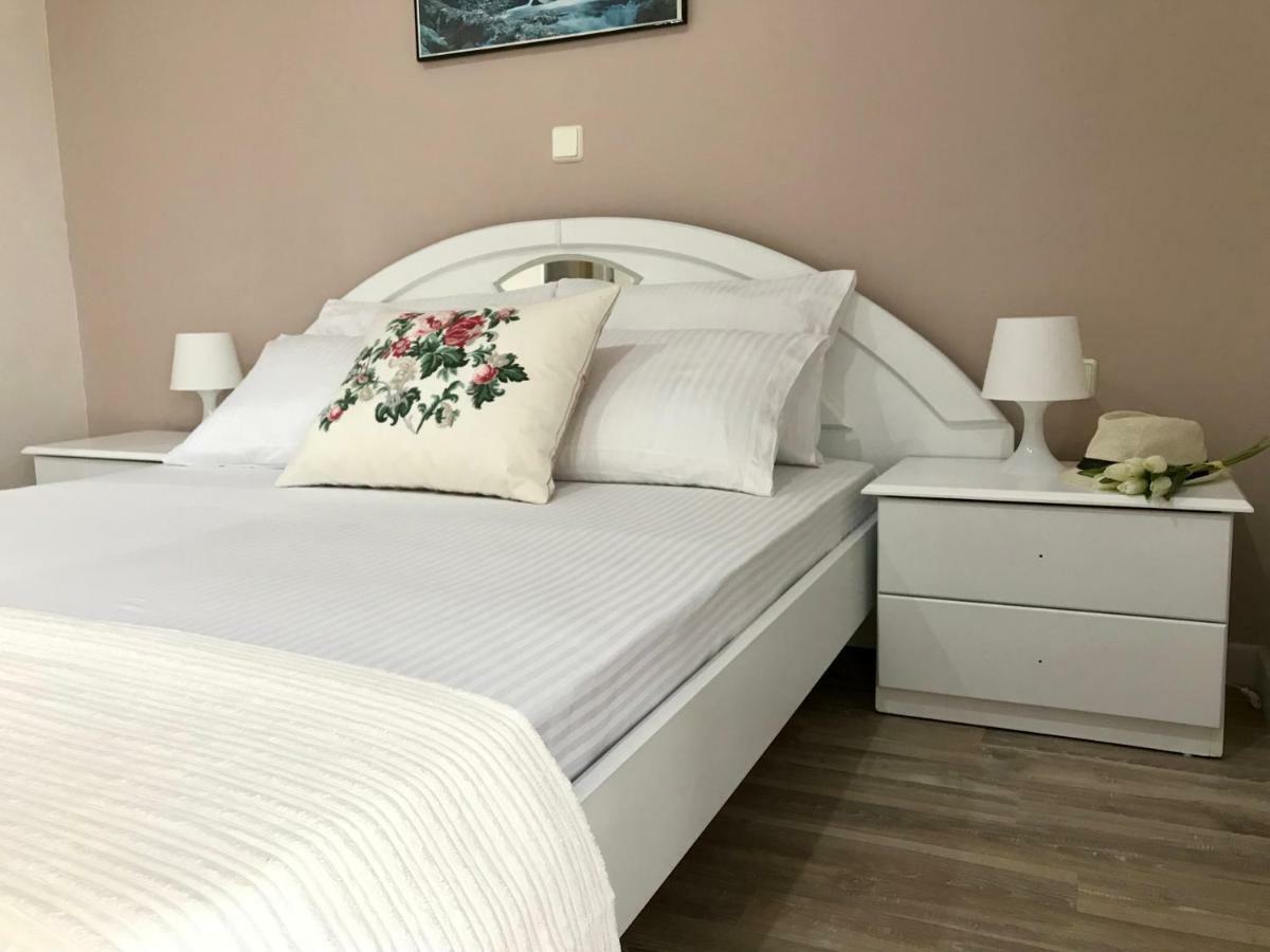 Joy Hotel Saranda Dış mekan fotoğraf