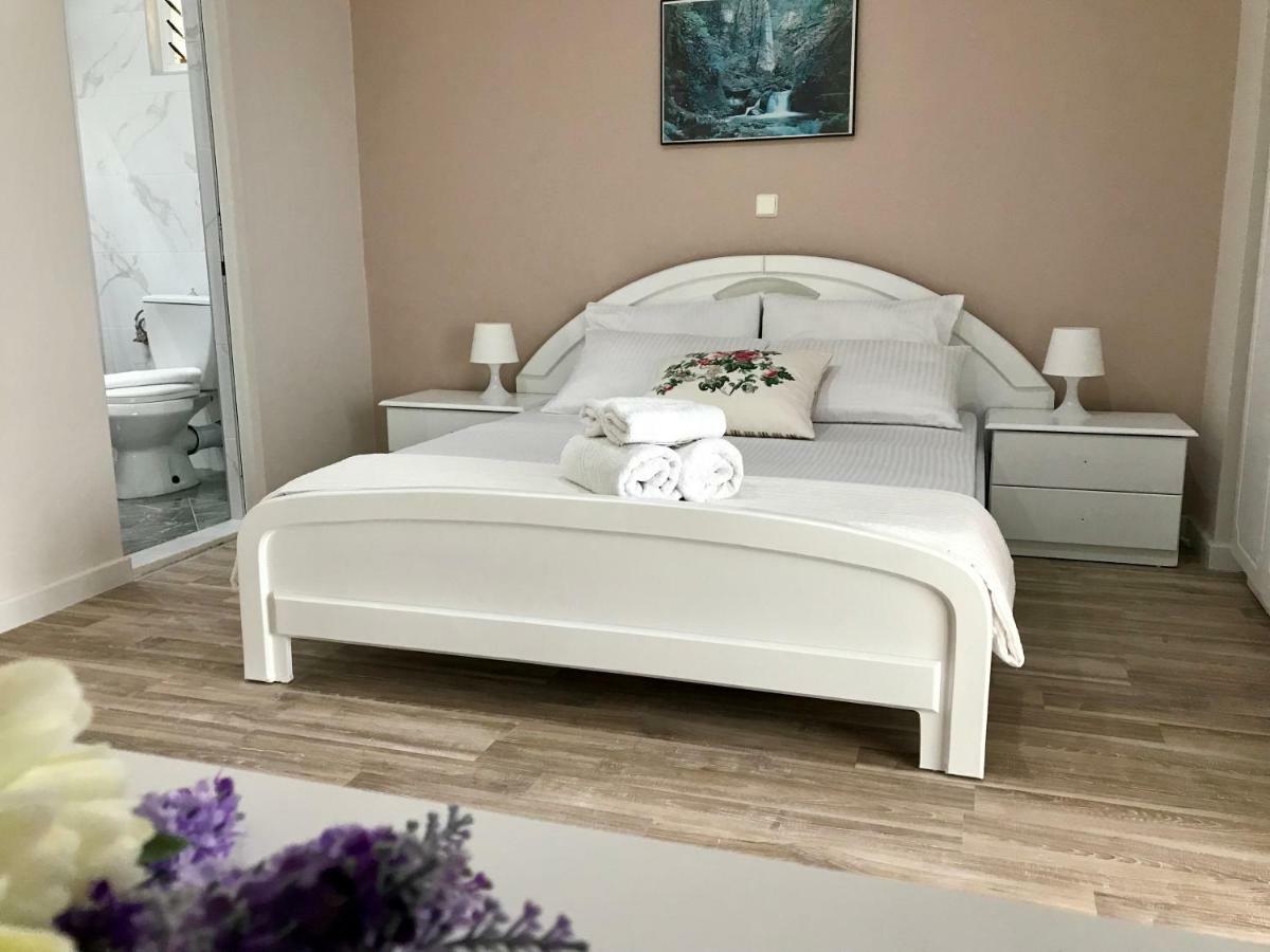Joy Hotel Saranda Dış mekan fotoğraf