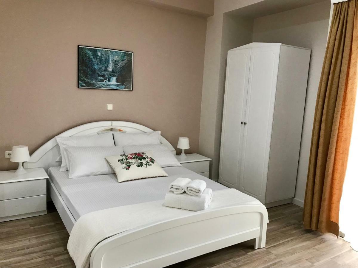 Joy Hotel Saranda Dış mekan fotoğraf